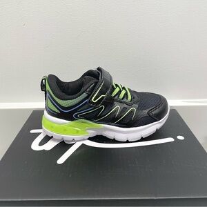 NEW TRX Flash Light-Up Running Shoe Sneaker (size 7)